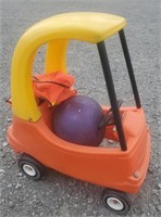 (AM)  Little Red Children's Car With Ball And