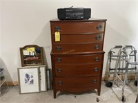 Wood Dresser, Radio