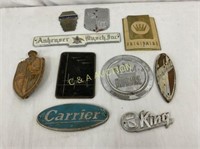 LOT OF PLAQUES BUSCH CARRIER, FRIDIDAIRE, ETC