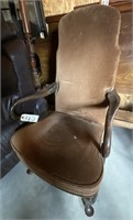 WING ARM CHAIR