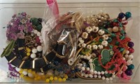 Plastic bead necklaces - 40+