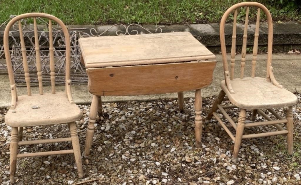 Child's Table and Chairs