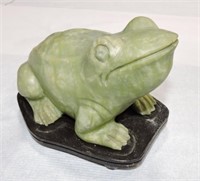Jade frog, 5"h