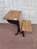 Antique school desk (in good condition)