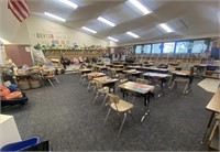 Student Desks, 27 total (24x18x24in) and Student