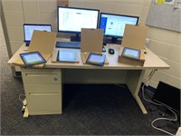 Teachers Desk, 1 total (30x60x30in)