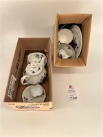 Two boxes of assorted porcelain