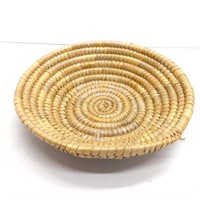 Woven bowl hanging loop