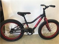USED Bike 'Wicked', Wide Tire, Black/Red