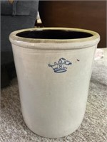 8 Gallon Straight Sided Storage Crock