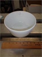 PYREX MIXING BOWL