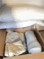 King size bedspread gold/blue three pillow shams,