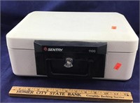 Sentry 1100 Lock Box With Key