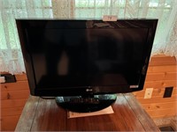 LG 26" Flat Screen w/ Remote