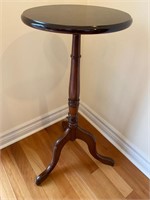 SOLID WOOD SMALL PLANT STAND / TABLE