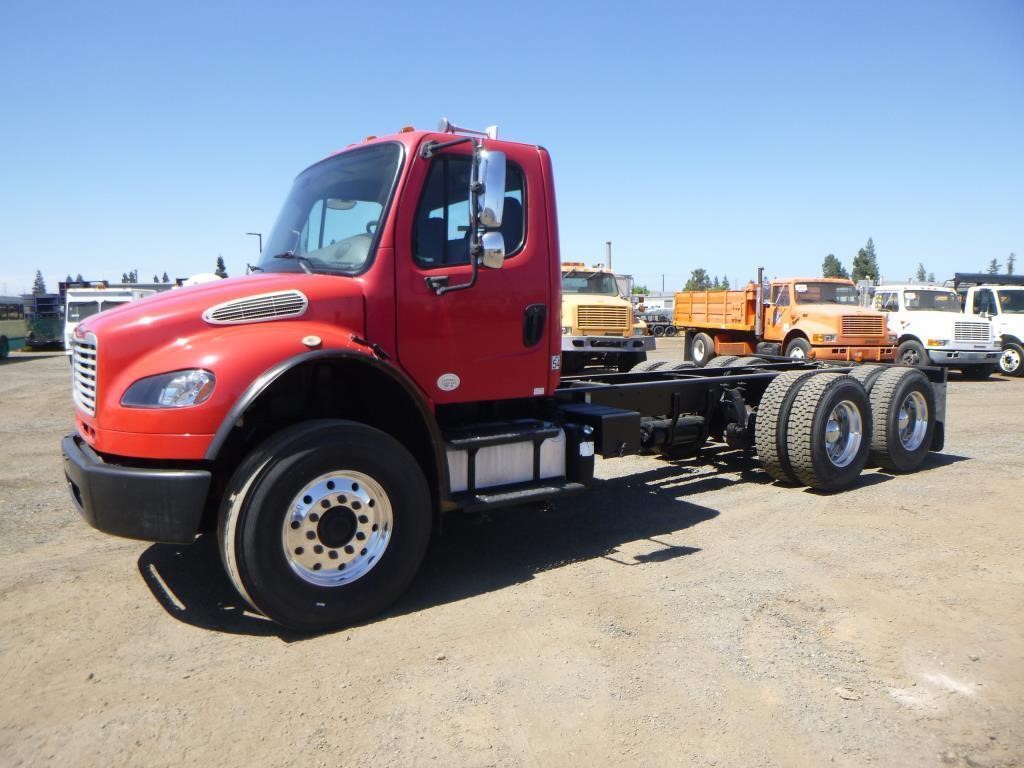 2015 Freightliner M2 106 T/A Cab/Chassis