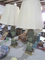 2 MID CENTURY TABLE LAMPS WITH SHADE VERY HEAVY