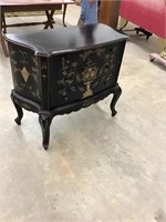 Decorated 3 drawer low chest. Nice condition. 37