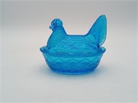 Westmoreland Hen on the Nest blue glass
