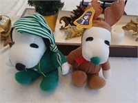 Vintage lot of two  Snoopy stuffed animals