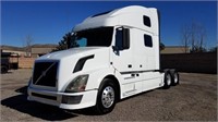 2011 Volvo 780 VNL T/A  Sleeper Cab Truck Tractor