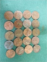 1944 (1), 1944 D (2) and 1952 (17) wheat pennies