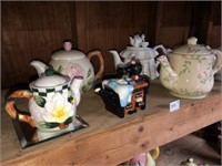 (7) Tea Pots