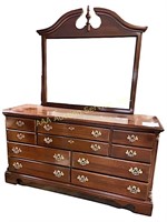 Kincaid solid wood furniture 10 drawer dresser