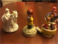 LOT OF 3 VINTAGE MUSICAL FIGURINES- MOPPETS ETC