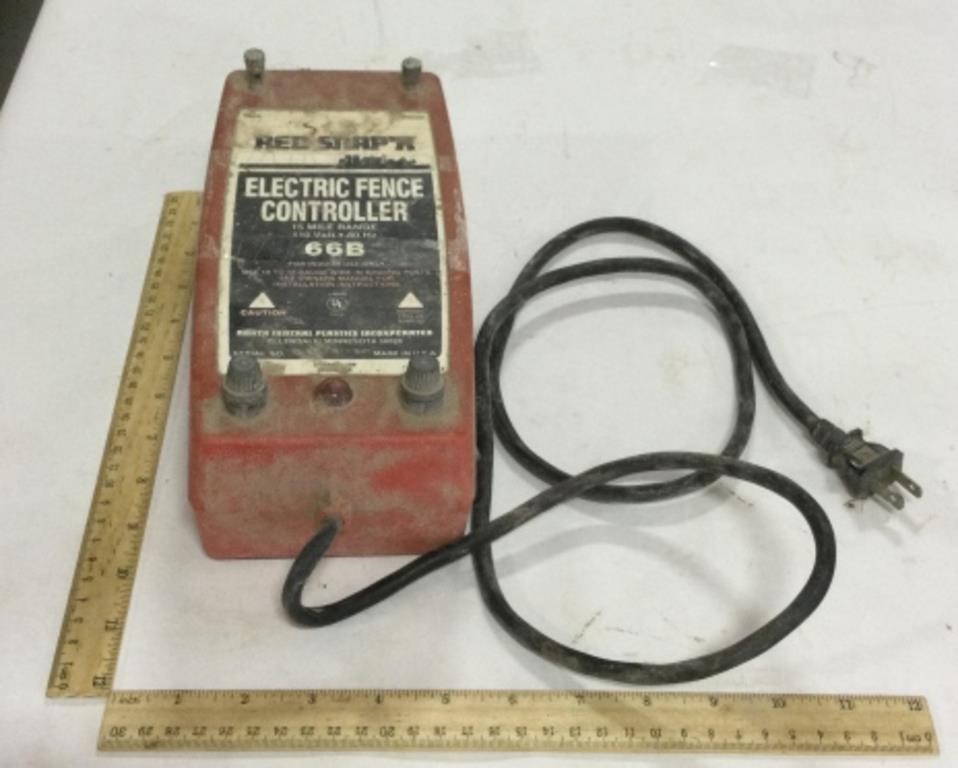 Red Snap’r electric fence controller