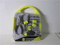 NEW  30 PC HOUSEHOLD TOOL SET