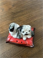 Vintage Dog and Pillow S&P Shakers