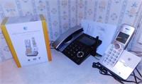 AT&T 2 hand set telephone system, 2 telephones &