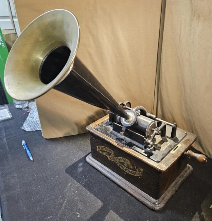 Edison  Standard Phonograph Cylinder Player