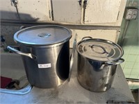 2 large stainless steel pots