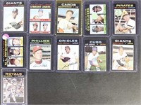 1971 Topps Baseball Cards, group of 12 with Frank