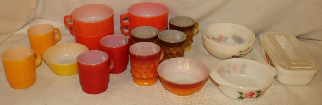 18 pc Fire King/Anchor Hocking Collectible Dishes: