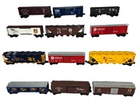 Group of Vintage Lionel "O" Gauge Train Cars