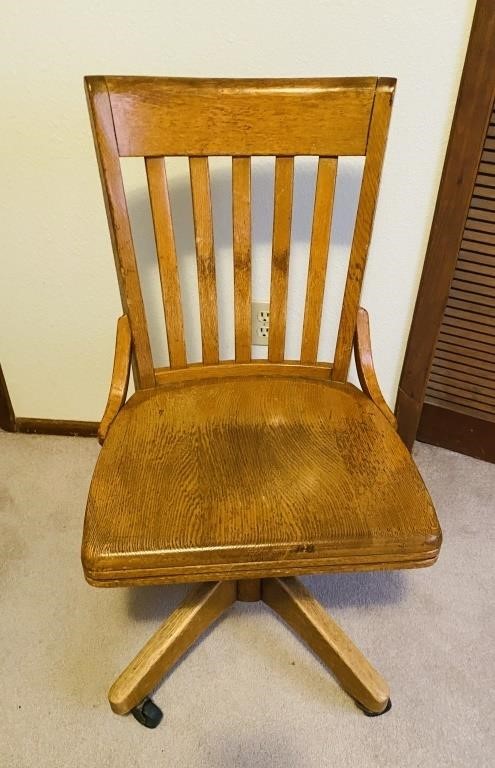 Vintage Oak Swivel adjustable Office Chair