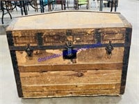 Old Wooden Trunk (30 x 23 x 18)
