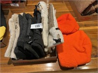 Winter Gloves, Mittens, Toboggan