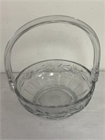 Heisey glass basket10”