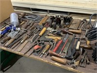 TABLE FULL OF MIX TOOLS / PLANES / DRAW SHAVES