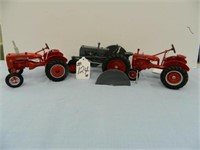 1/16 Cub, SUper A & Old Case Tractors (All Wood -