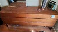 Mid century 6 drawer dresser