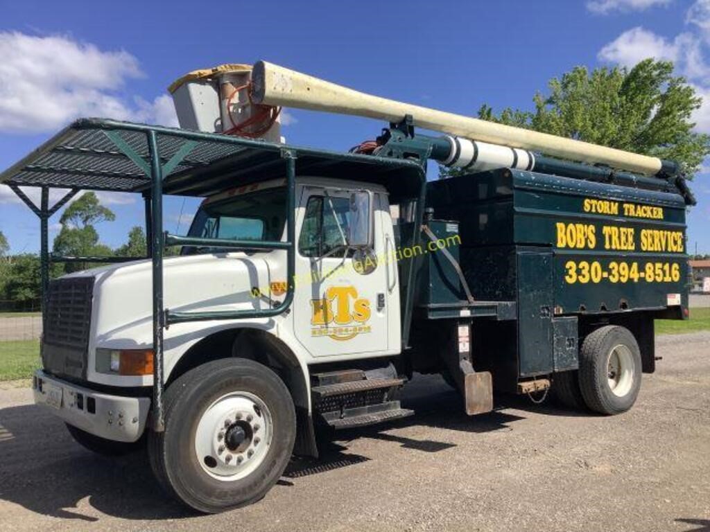 2001 INTERNATIONAL 4700 W/ AERIAL BUCKET & DUMPING