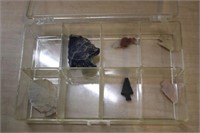SELECTION OF ARROWHEADS WITH DIVIDER CASE
