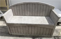 Outdoor Suncast  Storage Box / Bench