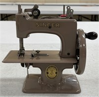Singer Child's Sewing Machine