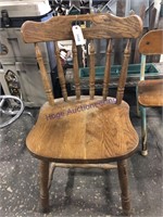 WOOD CHAIR W/ SPINDLE BACK